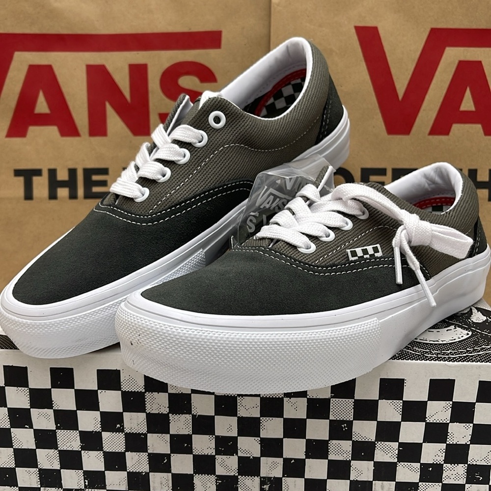 Vans Men’s Skate Era Twill Grape Leaf
VN0A5FC950K
Sneake - Picture 6 of 16